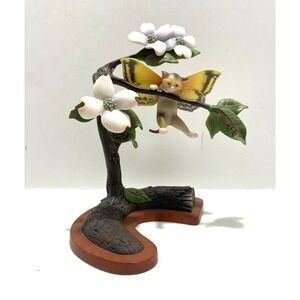 Mewingham Manor First Flight Figurine Laura Von Stetina Winged Cat on Dogwood